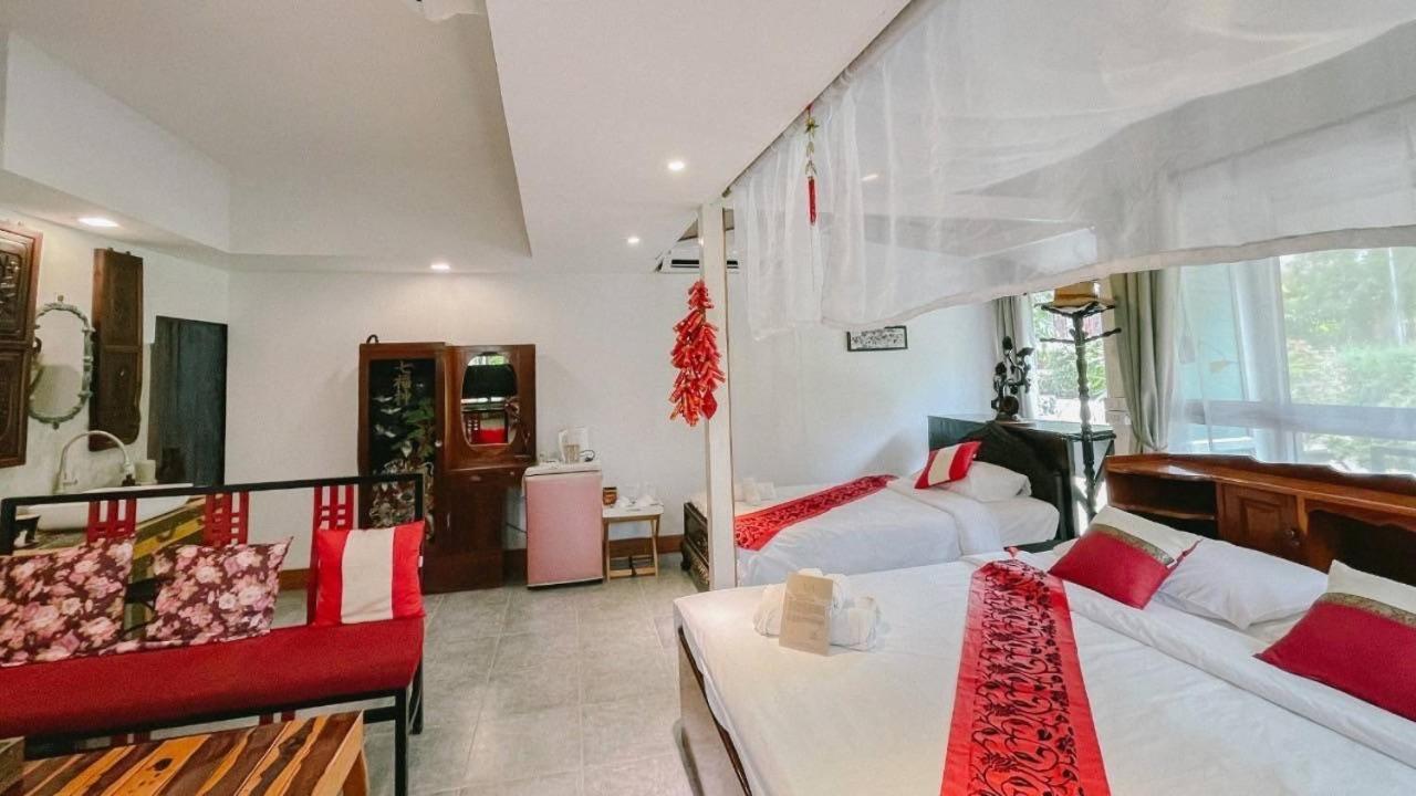 The Antique Riverside Resort Ban Pong  Екстер'єр фото